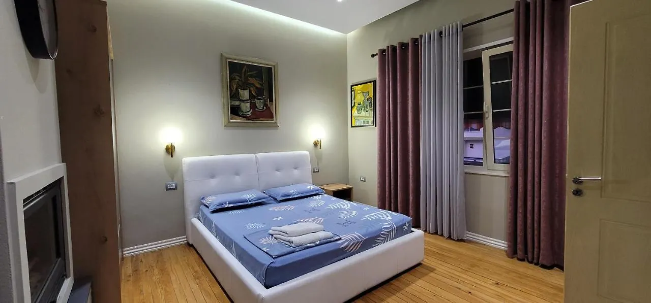 公寓 Girasole Home 地拉那 阿尔巴尼亚